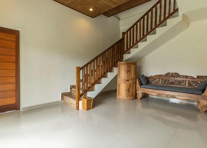 Tenggala By Mahaputra Hotel 2*